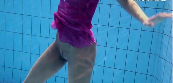  Zlata underwater swimming babe